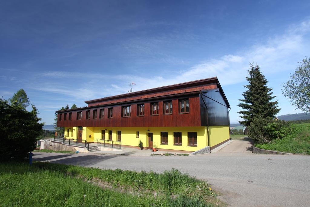 ברומוב Penzion Panorama Janovicky מראה חיצוני תמונה